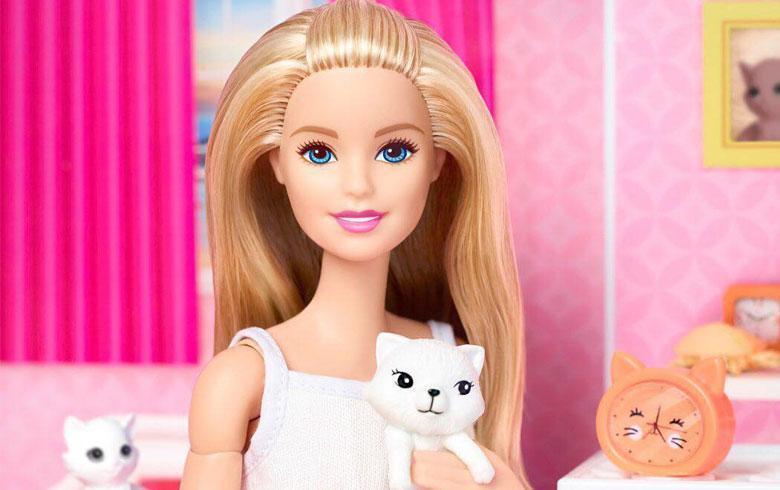 Mattel se inspira en una esgrimista para lanzar su primera Barbie con hiyab