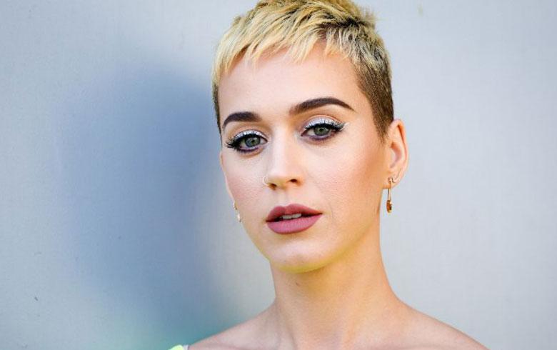 Katy Perry llora en