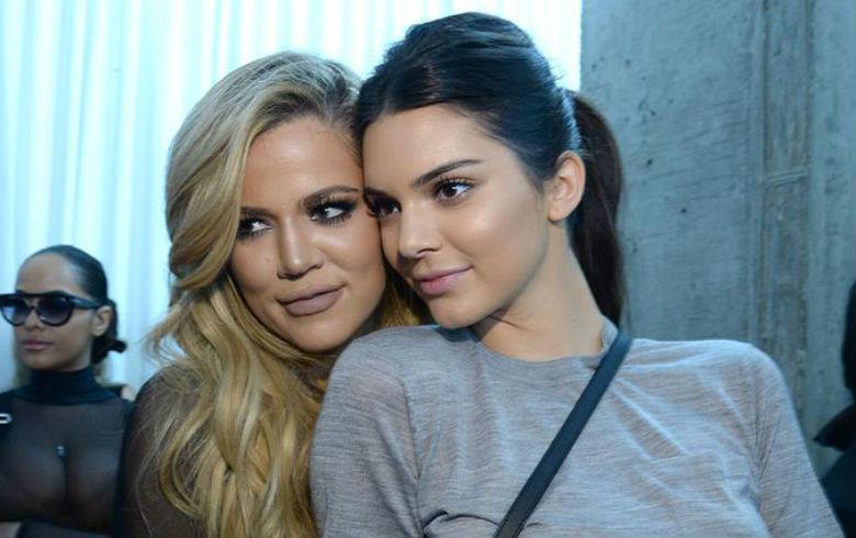 Kylie Jenner mostró la lujosa colección de zapatos de su bebé