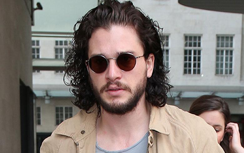 Bochornoso: el video de Kit Harington pasado de copas en un bar Bochornoso: el video de Kit Harington pasado de copas en un bar