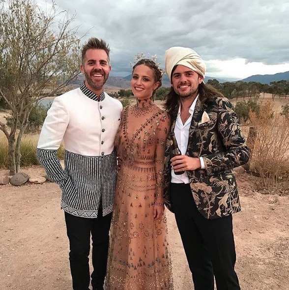 El Curioso Vestido Que Dianna Agron De Glee Uso Para Su Matrimonio