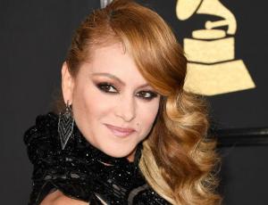 ¿Exceso de bótox? Paulina Rubio aparece con extraña apariencia