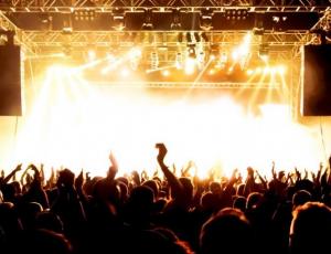Estudio asegura que ir a conciertos te ayudará a vivir más