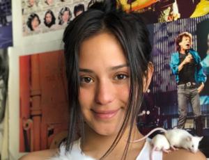 Rocío Toscano muestra tierna foto de su infancia