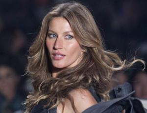 Gisele Bündchen se despide de las pasarelas totalmente desnuda