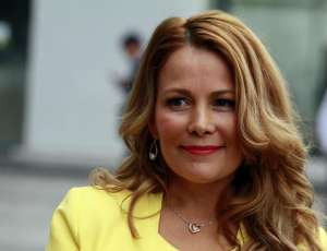 Los 10 mejores looks de Cathy Barriga en su rol de alcaldesa