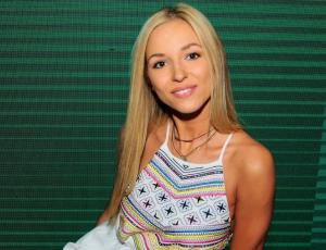 Nicole Block destruye a sus ex compañeros de elenco y denuncia explotación laboral