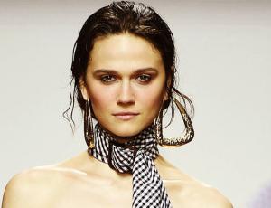 Las colecciones que no debes dejar pasar de Londres Fashion Week