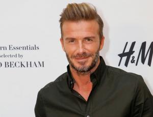 Joven británico gastó una fortuna para verse igual a David Beckham