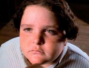 La irreconocible apariencia del niño “glotón” de Matilda