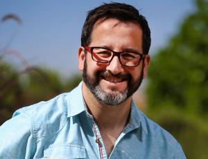 Eduardo Fuentes presentó oficialmente a su hija