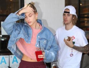 Snoop Dog halaga a Hailey Baldwin y Justin Bieber marca territorio