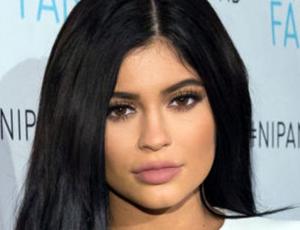 Kylie Jenner cumplió 20 años y los celebró en tentador bikini
