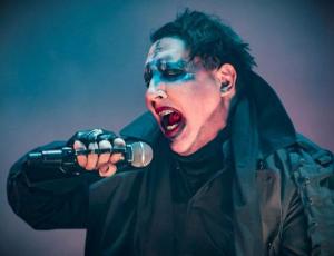 Marilyn Manson se desmayó en pleno concierto