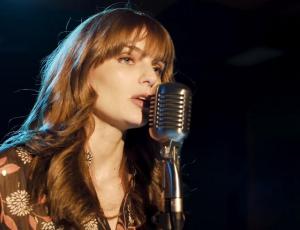 Josefina Montané se luce con cover de Gervasio