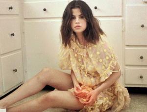 Selena Gomez lanza su oscura y sensual canción Fetish