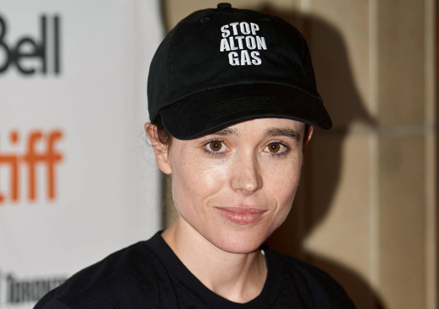 Ellen Page anuncia que es trans: Su nombre es Elliot
