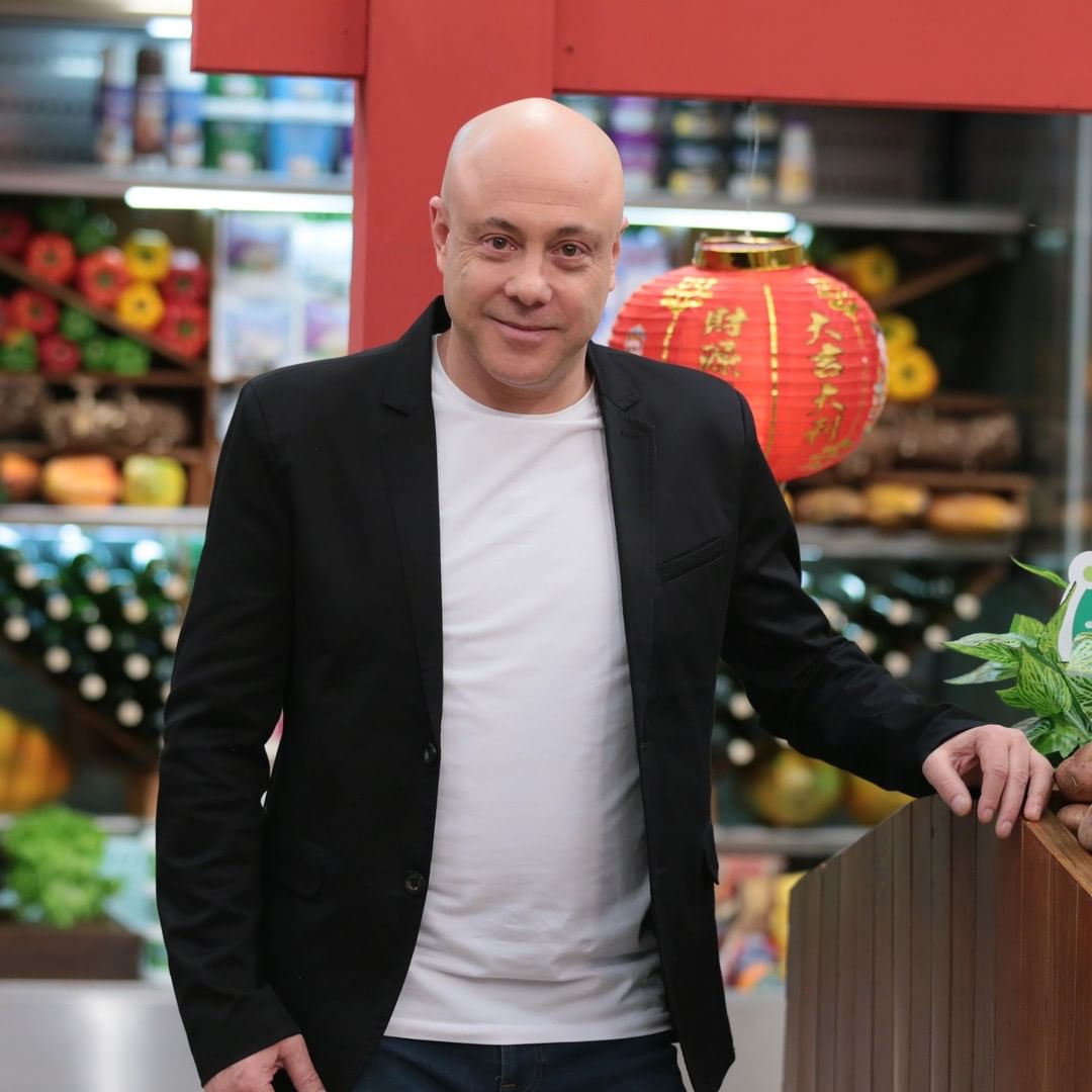 Jurado de MasterChef Chile muestra cómo quedó tras operarse la papada