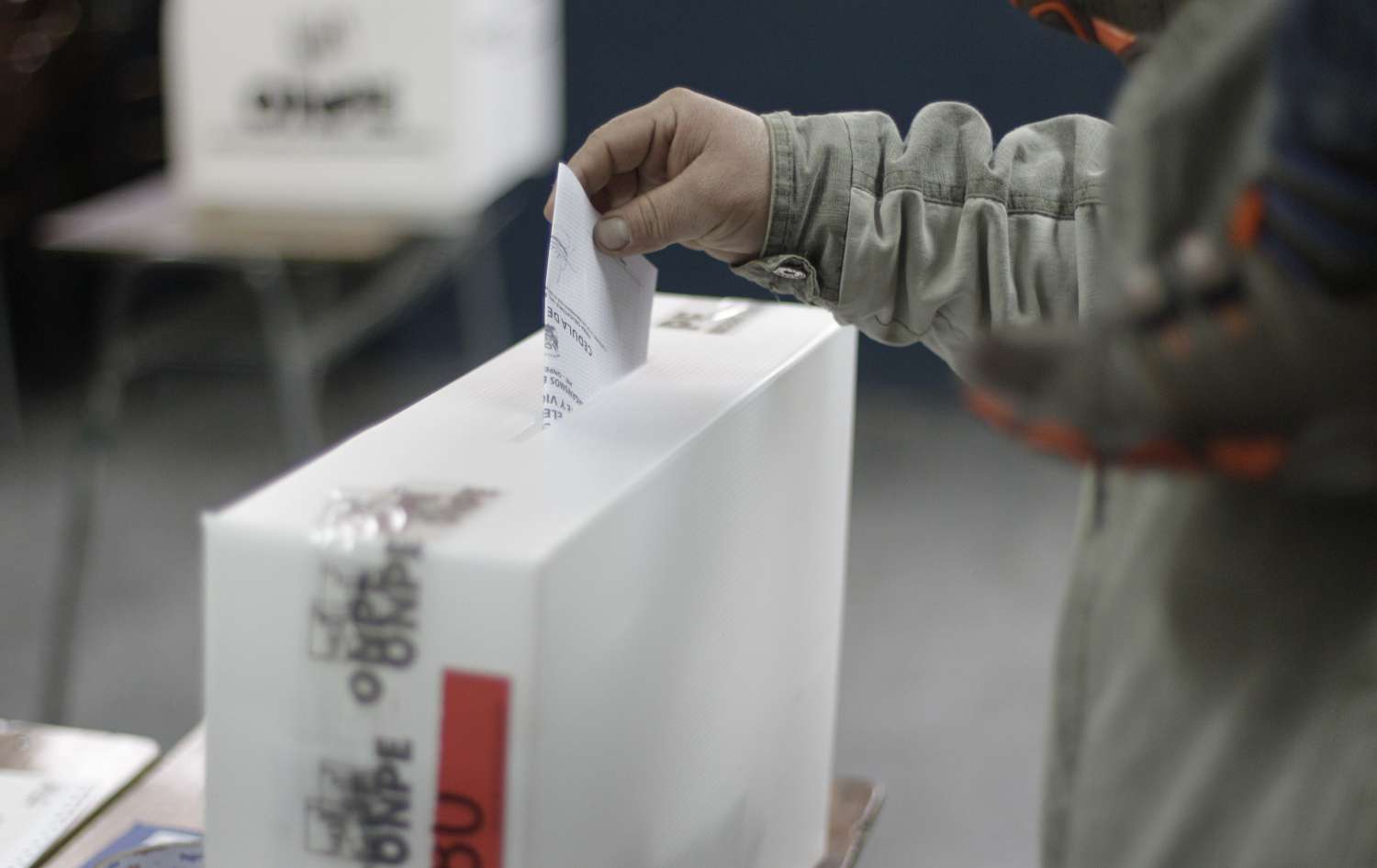 Voto en el exterior 65 países