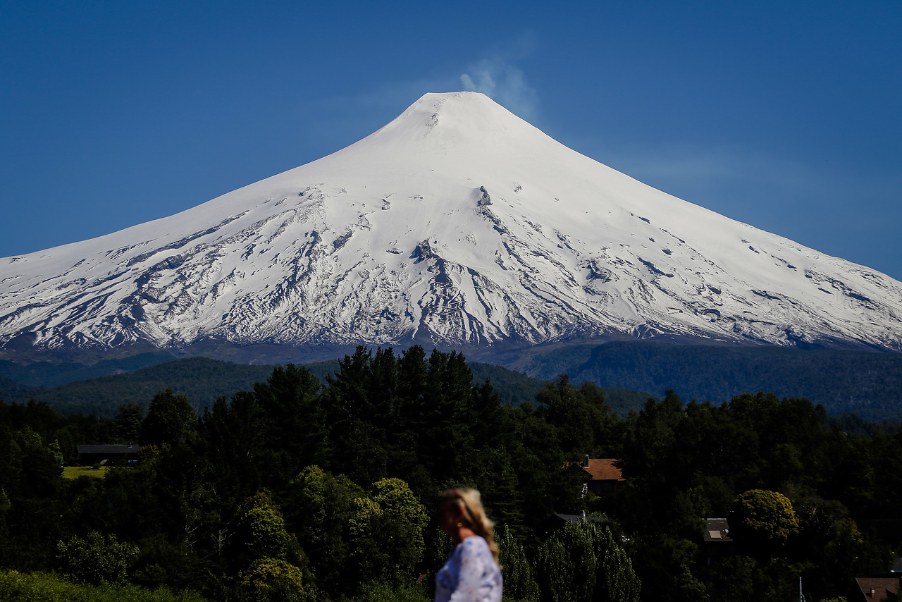 Volcán Villarrica en Alerta Naranja - Agencia Uno