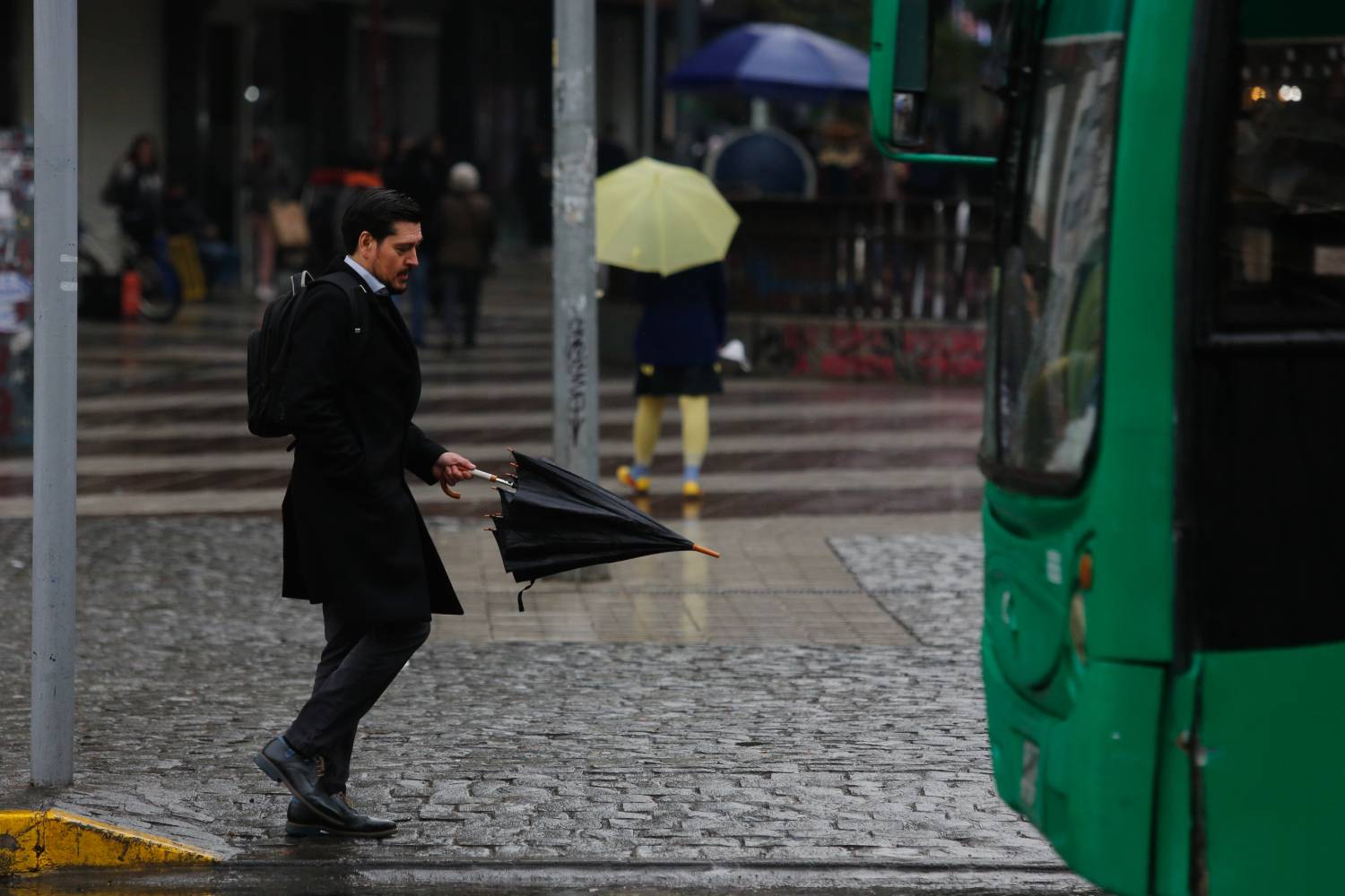 Anuncian sistema frontal con nieve para Santiago