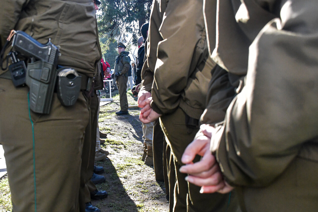 Carabineros fueron dados de baja - Foto contexto Agencia Uno