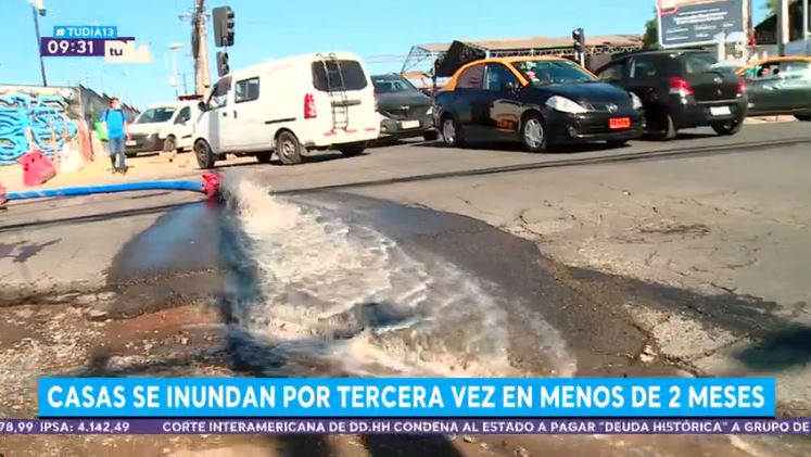 Vecinos denuncian que sus casas se han inundado tres veces en 2 meses