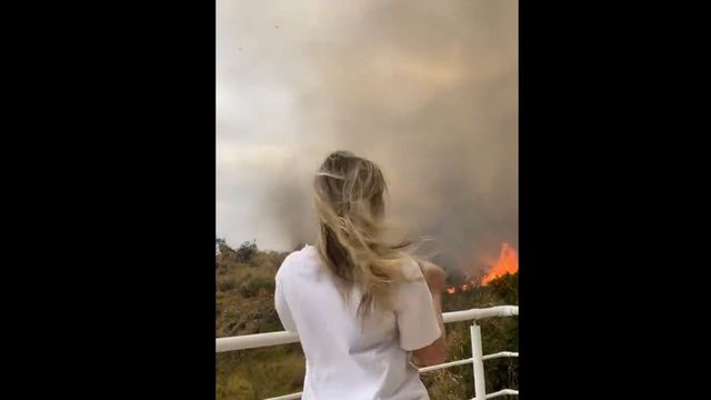 Joven generó indignación en las redes tras realizar baile viral en medio de incendio forestal