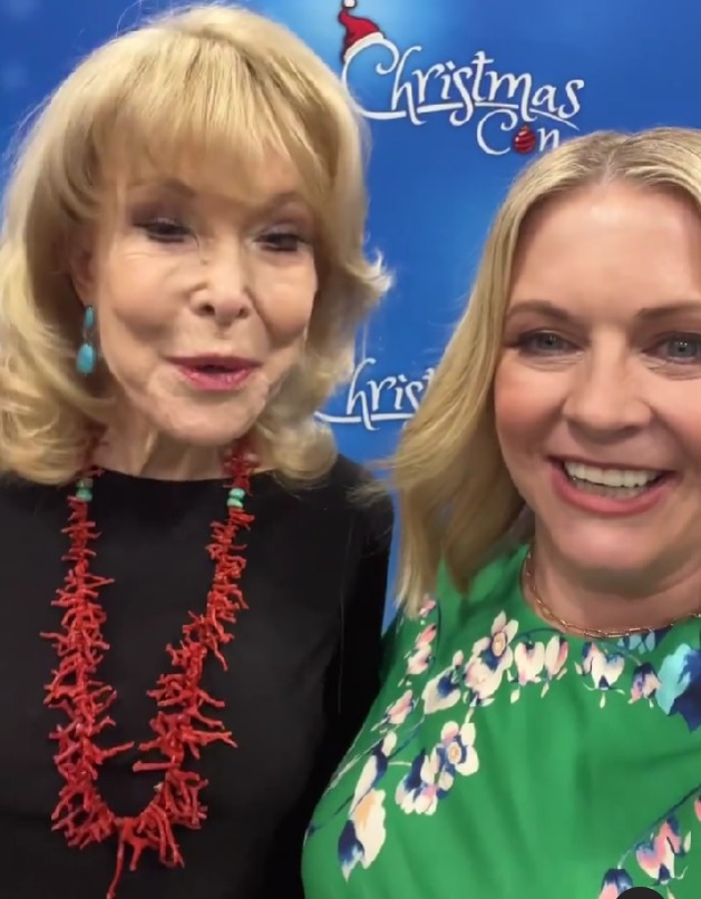 Barbara Eden y Melissa Joan Hart,