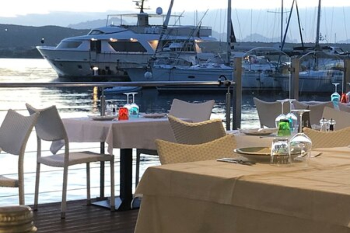 Restaurante Gente di Mare, donde mujer lanzó langosta al mar