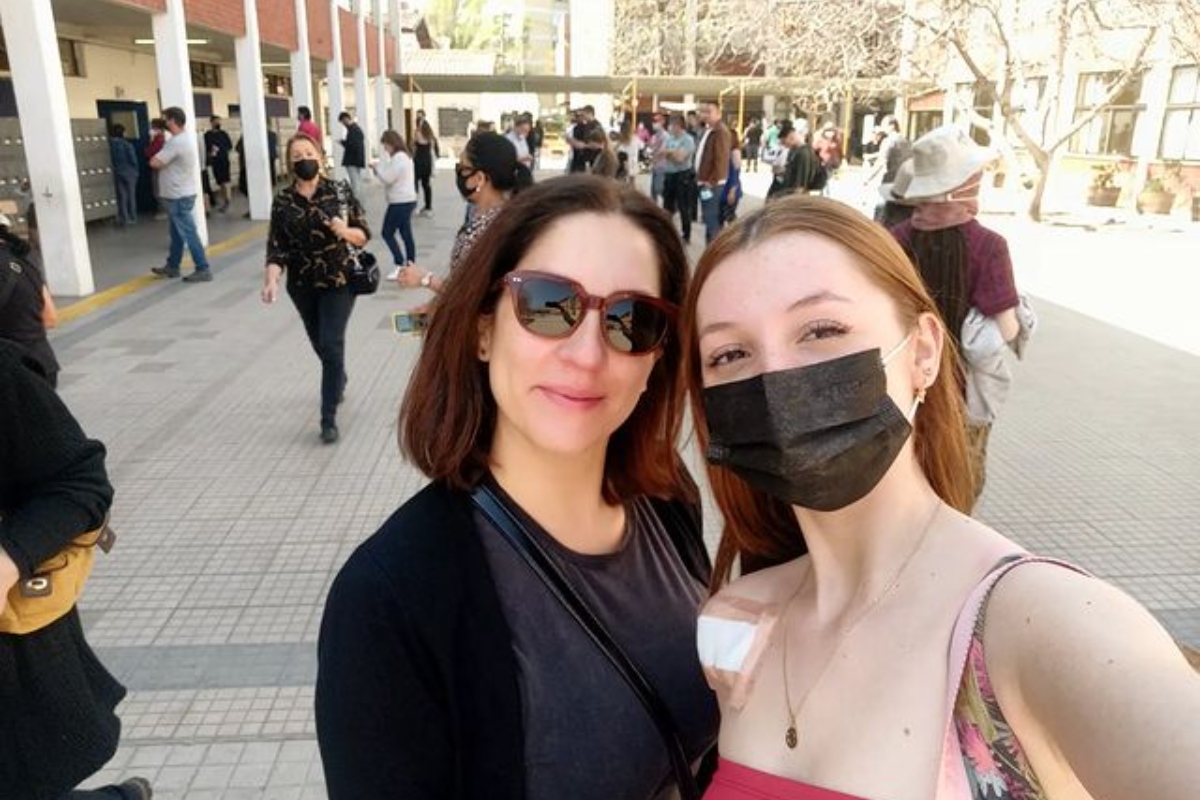 Foto de Mariana Loyola y Olivia Henríquez