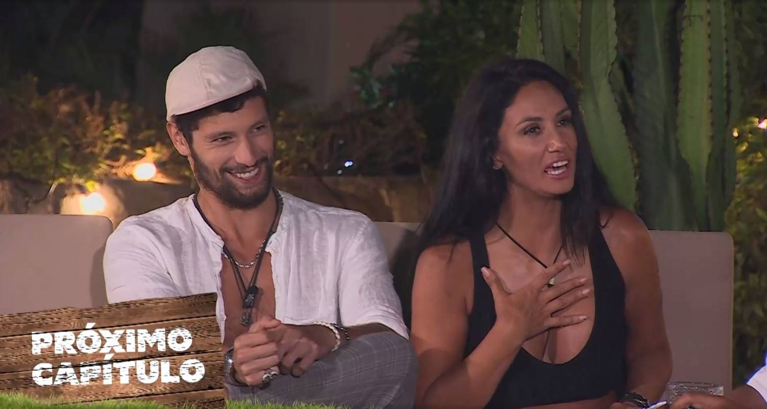 Pamela Díaz impactada con pregunta de Daniela Aránguiz a Fabio Agostini