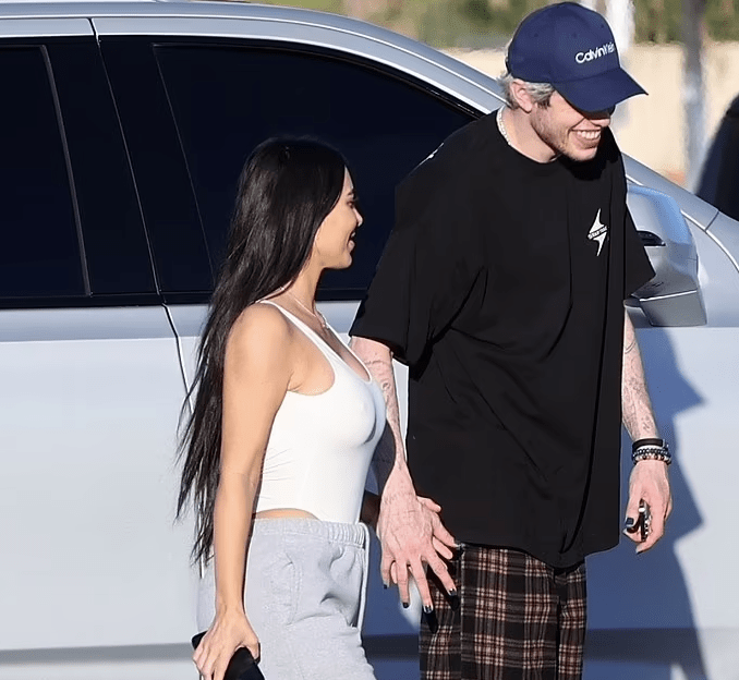 Kim Kardashian y Pete Davidson publican su primera foto juntos