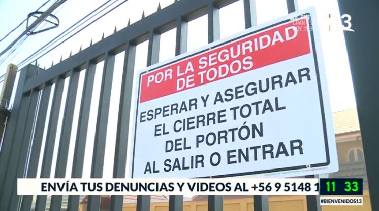 Vecinos de Lo Prado en conflicto por instalación de portón