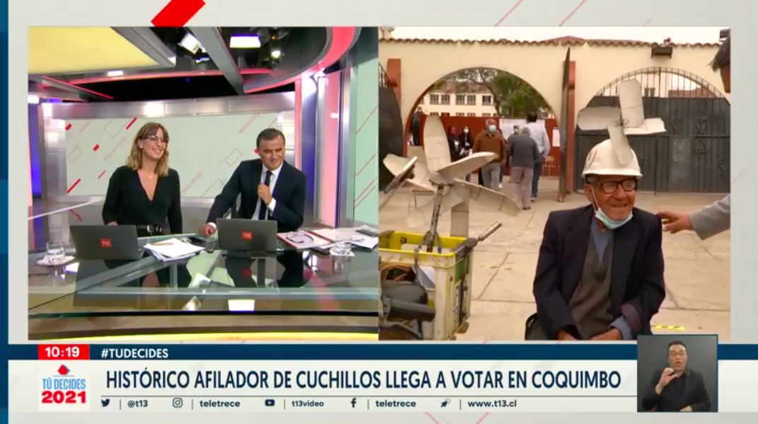 Histórico afilador de cuchillos llamó la atención en local de votación 