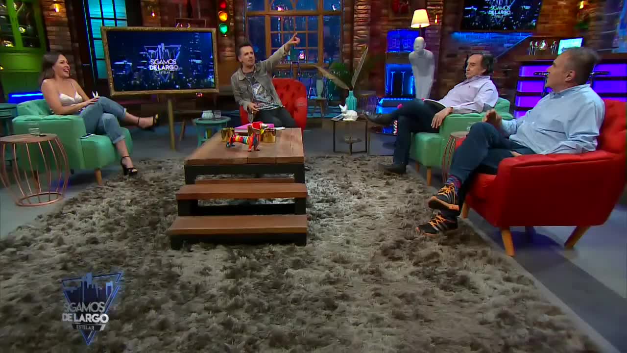 “Sigue estupenda”: Pilar Cox reaparece en televisión con look playero