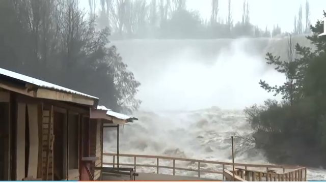 Ordenan evacuar sectores del BioBío por desborde del río Laja