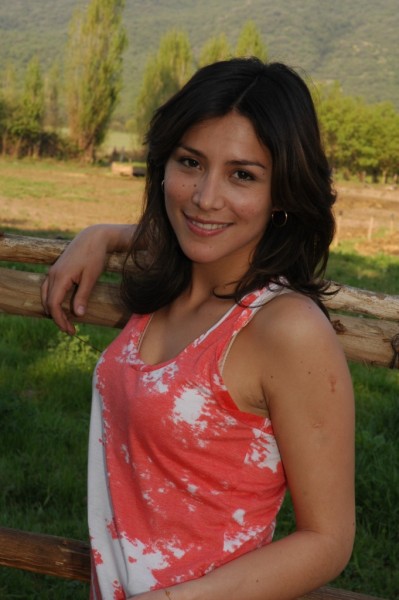 La evolución de Claudia Herrera en "Los 80" | 13.cl - Claudia Chinchilla Herrera: Sexy Pics Of The Latin Beauty Icon