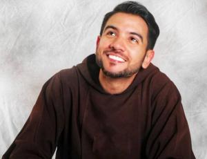 Cura millennial es furor en redes sociales