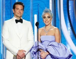 Revista estadounidense asegura que Lady Gaga y Bradley Cooper esperan su primer hijo