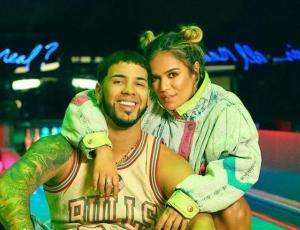 Anuel AA en la polémica por asqueroso gesto hacia Karol G