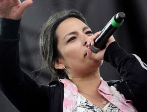 “Cacerolazo”: La canción de Anita Tijoux sobre las manifestaciones en Chile