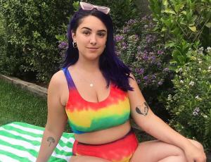 Antonia Larraín inicia tour Body Positive por las playas de Chile