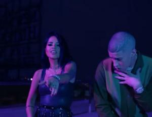 ¿Se reconciliaron? Becky G y Bad Bunny se unen para volver a cantar "Mayores"