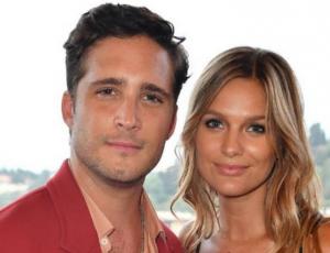 Mayte Rodríguez publica romántica foto junto a Diego Boneta