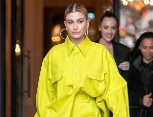 Hailey Baldwin derrocha estilo en París