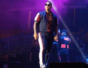 Daddy Yankee hizo perrear a un Movistar Arena repleto