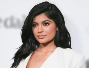 Kylie Jenner se luce en foto casual sin una sola gota de maquillaje
