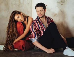 Cami Gallardo estrena emotiva canción junto a Lasso