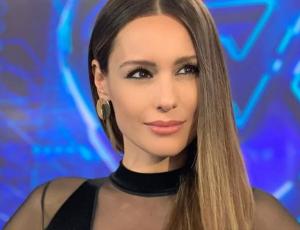 "Pampita" emociona con discurso público dedicado a su hija Blanca